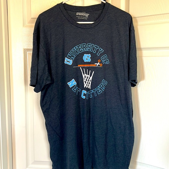 breaking t Other - UNC Tar Heels T-shirt